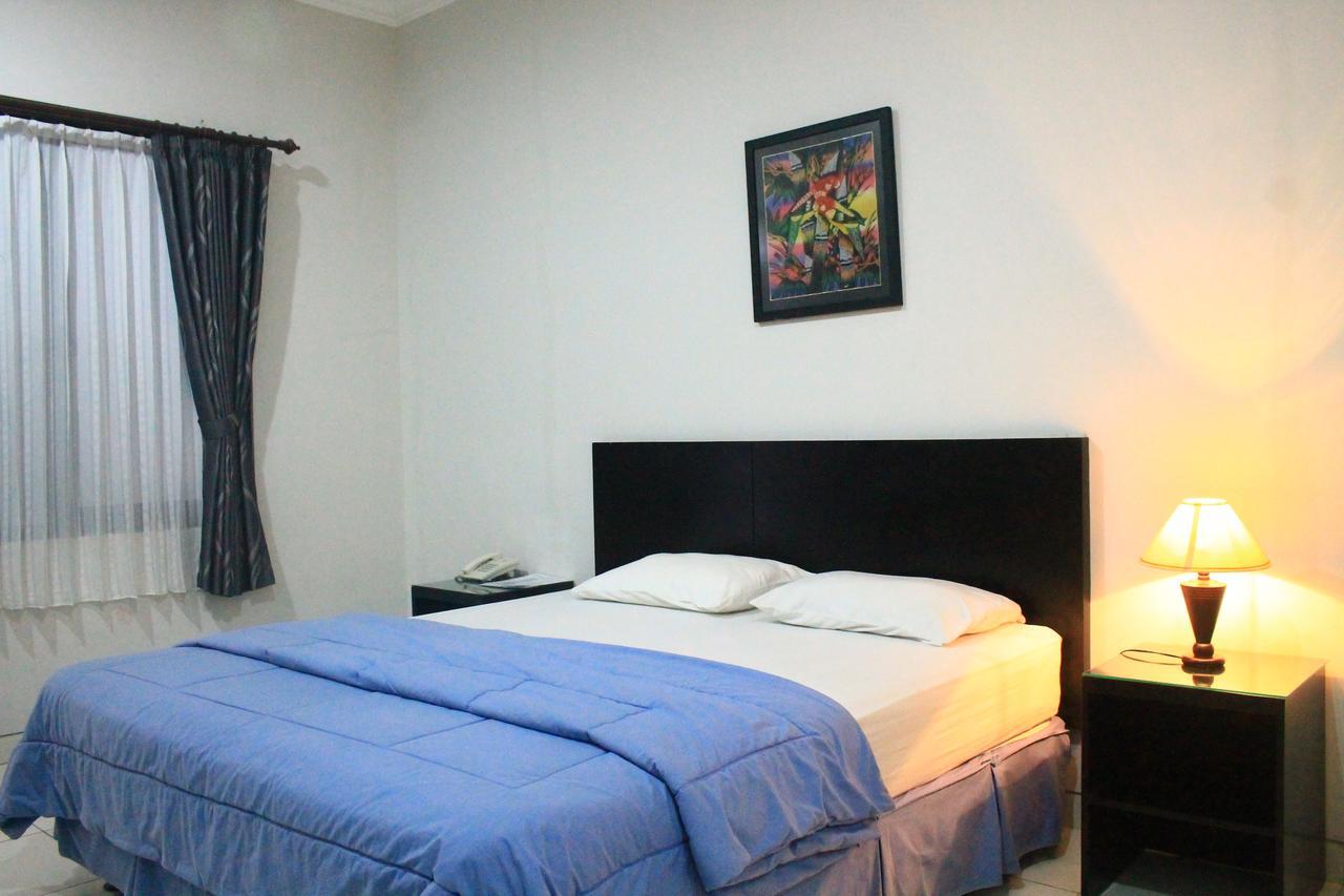 Carica Homestay סוראבאיה מראה חיצוני תמונה